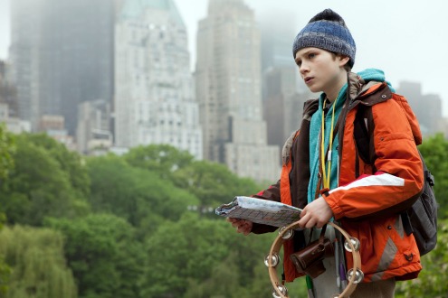 Captain Critic: Review: "Extremely Loud and Incredibly Close"
