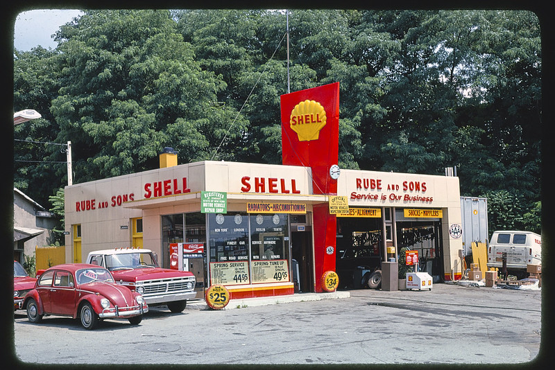 Art of The Gas Station: Shell Service Stations Over the Years