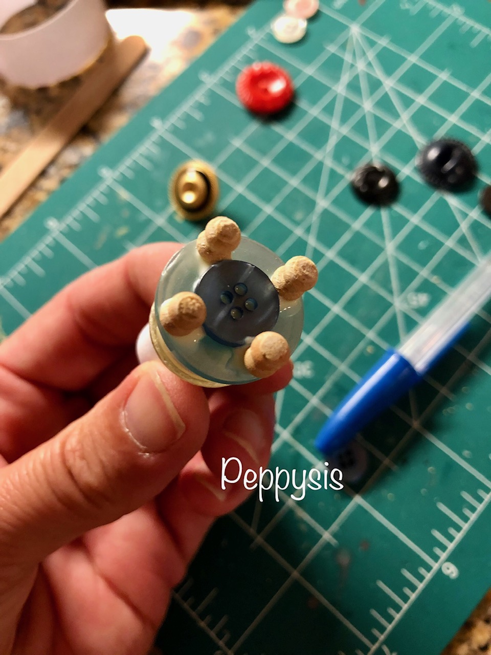 peppysis: Miniature Vintage Paint Brushes