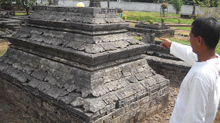 Kompleks Makam Latenri Ruwa, Dilengkapi  Taman. Agar Menepis  Kesan Angker