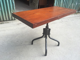 1920s Sewing Machinists Table - Original Compulsive Design