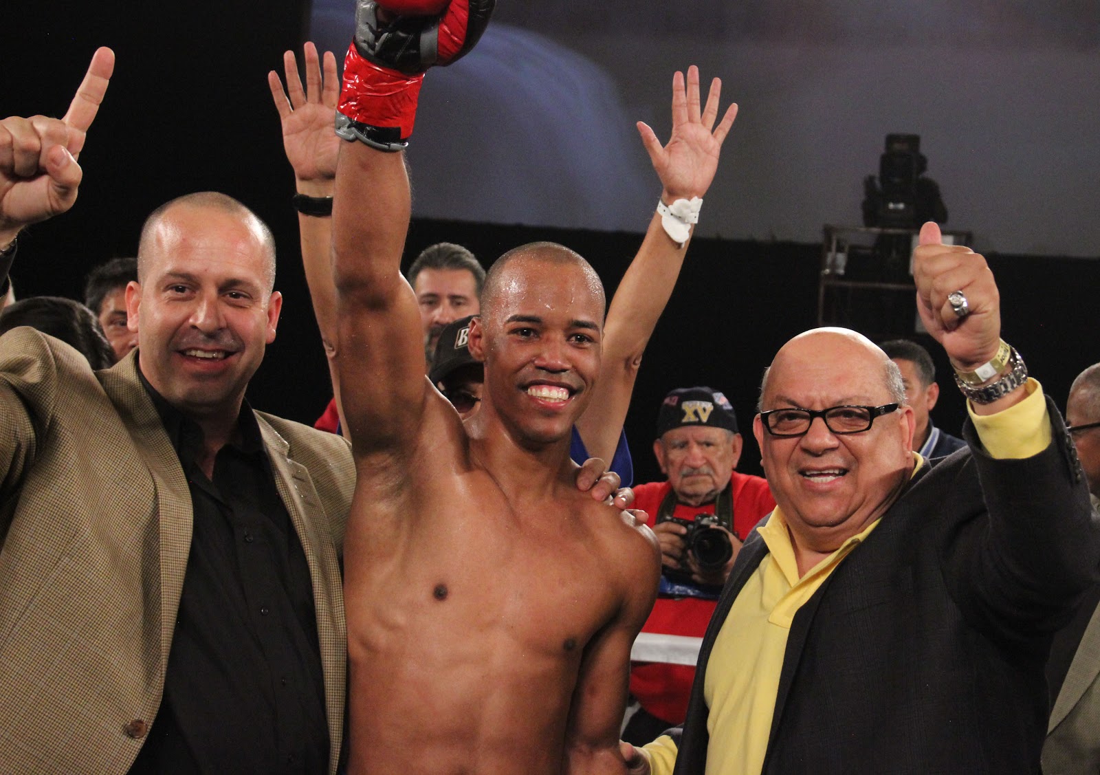 メンデス サルガドを一撃ｋｏ Boxing News ボクシングニュース