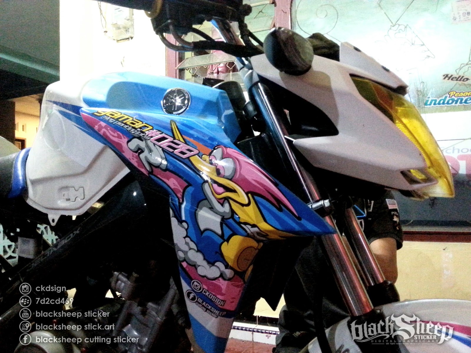 Kumpulan Modifikasi Stiker Vixion 2009 Terbaru Earth Modification