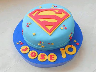 Tortas de Superman para Fiestas Infantiles