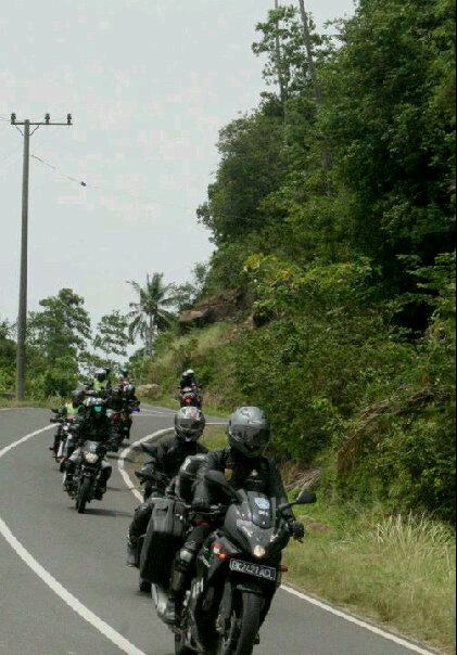 Touring, Power Indonesia, Club Motor, Safety Riding, Bajaj, Pulsar, tertib, lalu lintas, Black Arrow