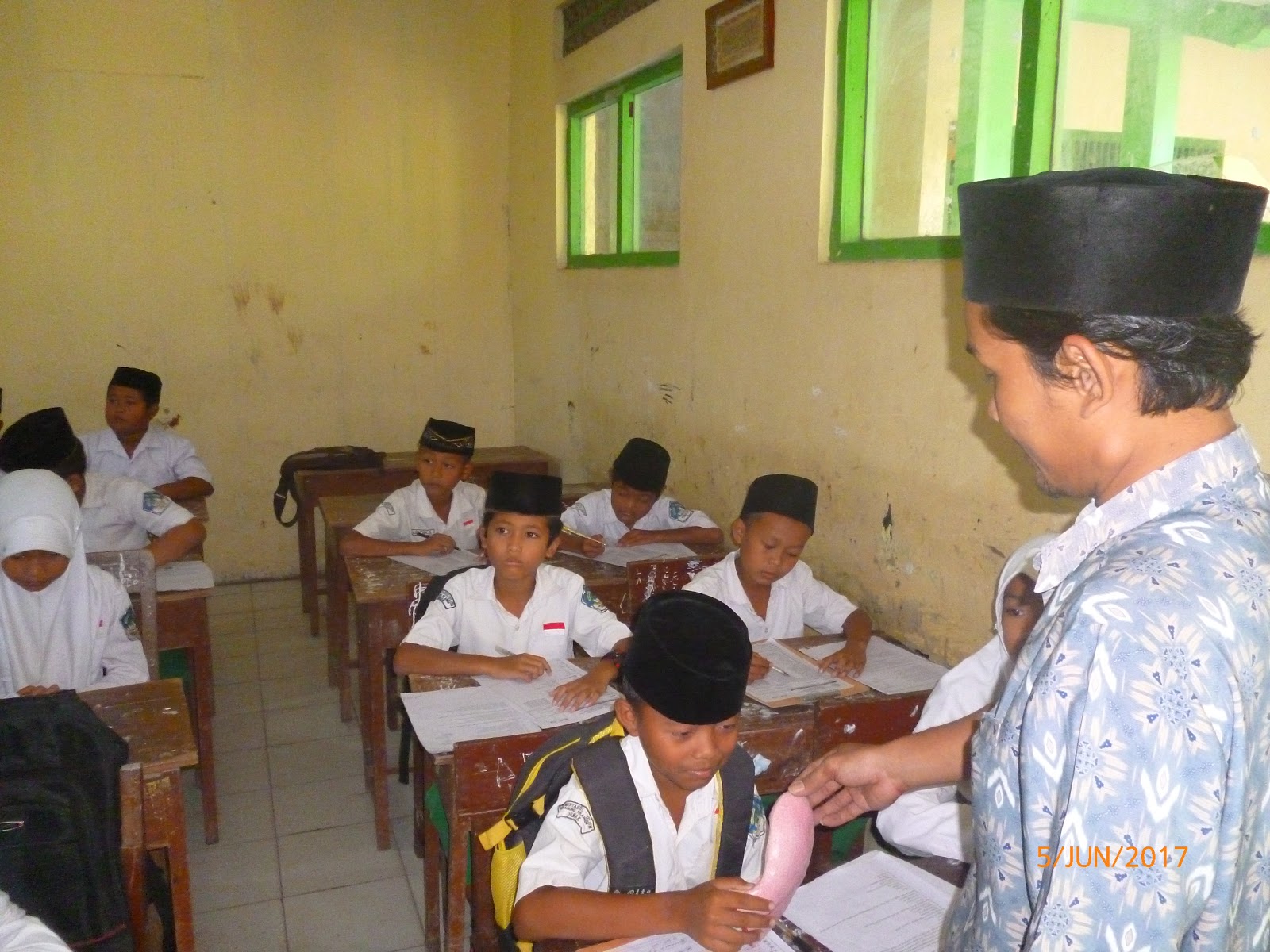 Download Buku K13 Revisi 2017 Kelas 1 SD MI Semester 2