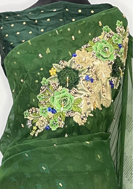 <img src="deshibesh.com" alt="Khan Saab Dhakai Jamdani Carnation Saree">