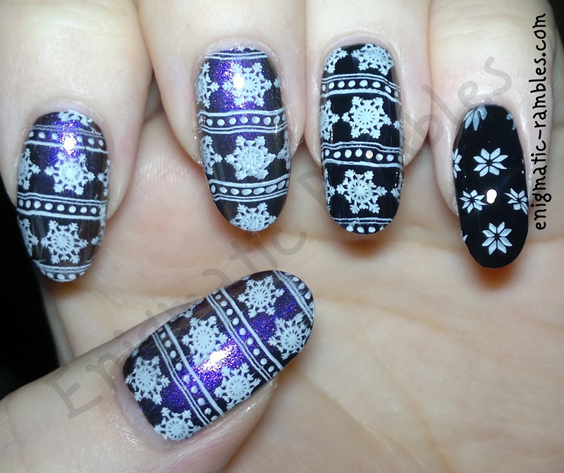 stamped-stamping-snow-snowflakes-nail-art-nails-moyou-london-festive-collection-03