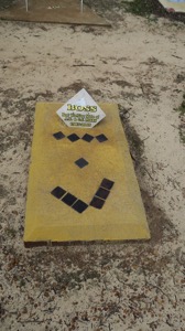 Dog Grave 006