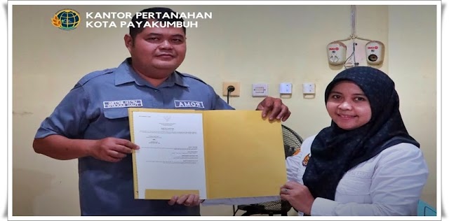 Kantah Kota Payakumbuh Laksanakan Penyerahan Sertipikat Tanah kepada warga Payakumbuh Barat
