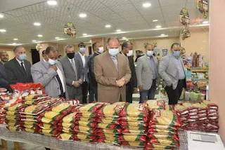 محافظ أسيوط يفتتح معرض أهلا رمضان لبيع المواد الغذائية بأسعار مخفضة