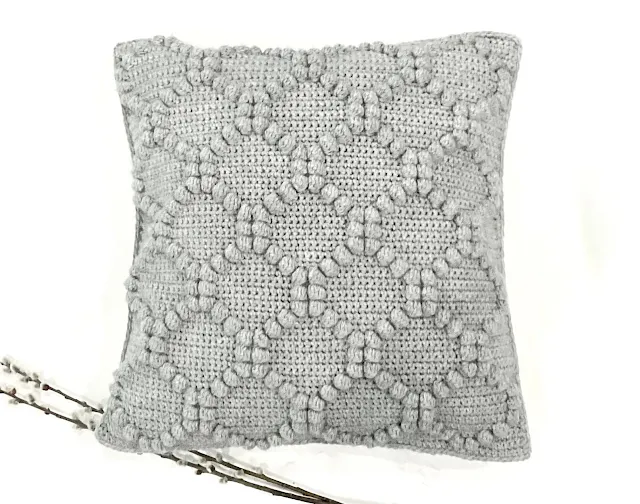 trellis bobble pillow pattern