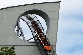 Thunder Dolphin(Roller coaster)