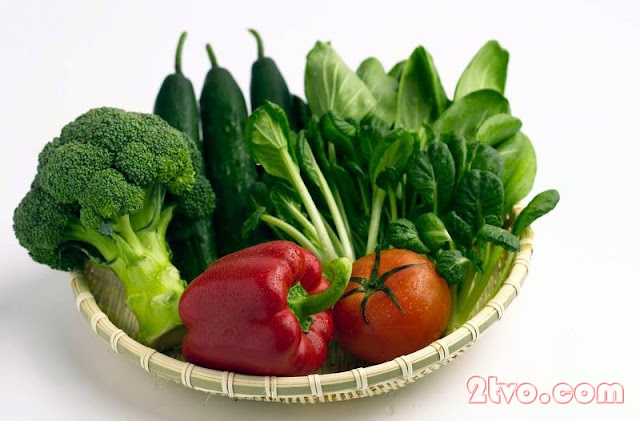 Những loại rau củ nên nấu chín hoặc ăn sống