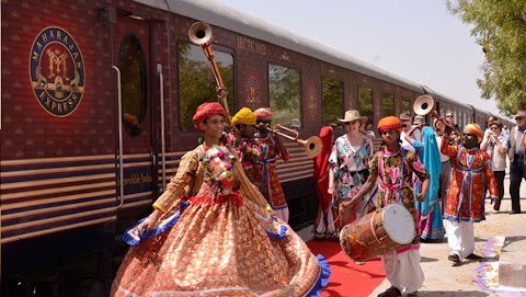 Top Reasons for Train Travelling in India | Luxury Travel ...
