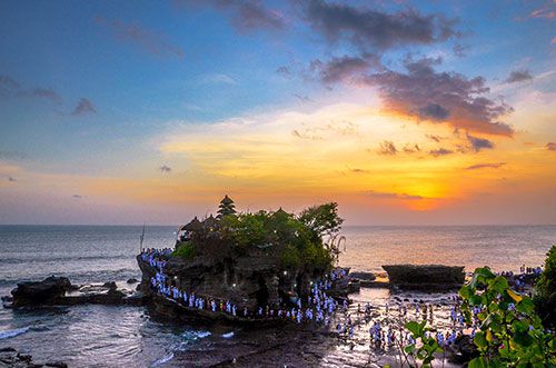 Tanah Lot Bali Sea Temple - Bali Attractions - Tabanan Travel Destinations
