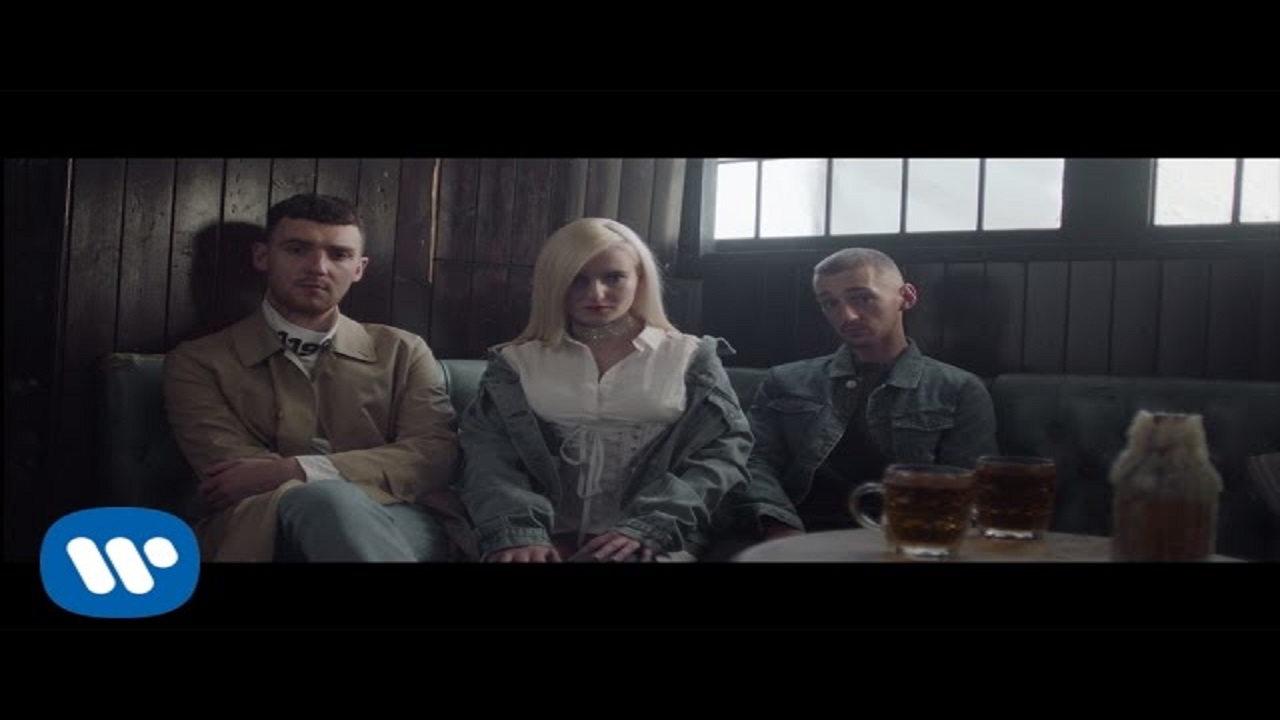 Arti Terjemahan Lirik Lagu Clean Bandit - Rockabye