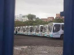 Frota de ônibus parados em todo o país.