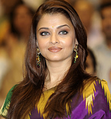 Aishwarya Baby Photo on Jhinga Lala  Aishwarya Rai Baby Bump