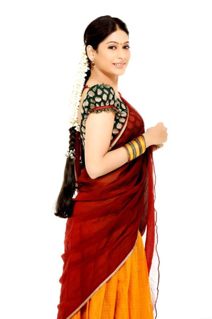 Vijaya Lakshmi New Actress Cute Pictures