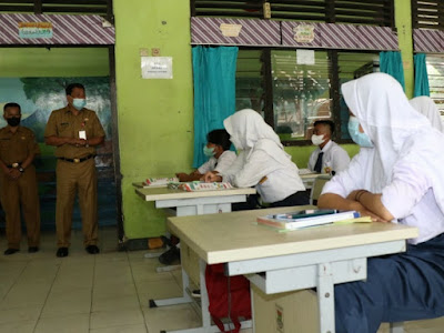 Simulasi PTM Serentak tingkat SMP dan SMA di gelar di Tangerang hingga 18 September
