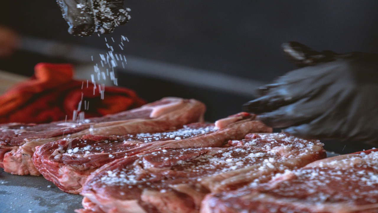 Como Usar O Bicarbonato Para Transformar A Carne Tipo (Esponjosa) Veja como amaciar carne usando o bicarbonato de sódio