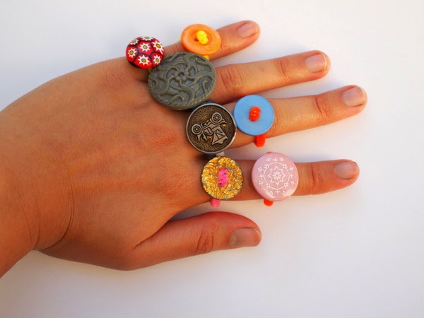 super fun and easy button ring jewlery  craft for kids