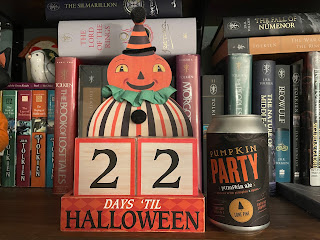 A can of Pumpkin Party beside my Halloween countdown decoration.