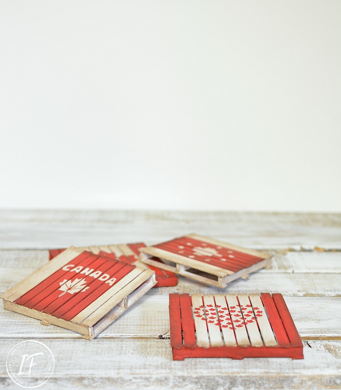 How to make fun patriotic miniature pallet drink coasters with popsicle sticks. A fun Canada Day or 4th of July craft idea to do with older children.