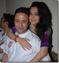 Preity_Hugs_and_kisses_07