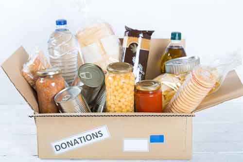 Donar alimentos en Navidad es muy común