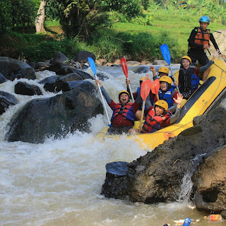 villa sukabumi luas besar dekat rafing arung jeram bogor sukabumi