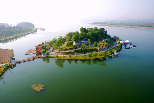 ทะเลสาบผิงเทียน (Pingtian Lake: 平天湖)