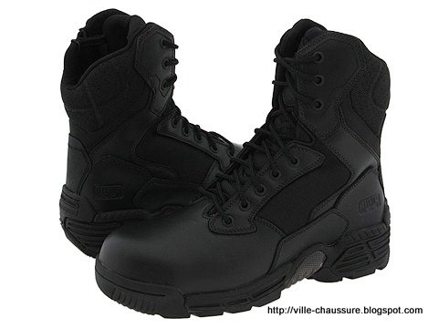 Ville chaussure:chaussure-569780