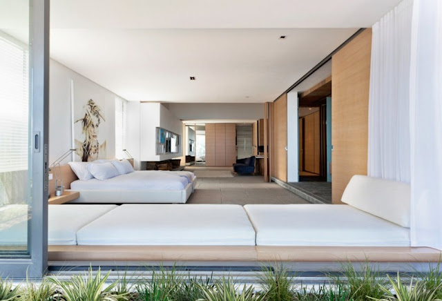 Contemporary bedroom design 