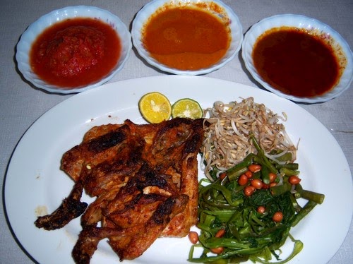 10 Kuliner Khas Lombok Yang Harus Dicicipi - Jagat Resep