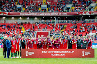 SELECCIÓN DE PORTUGAL - Temporada 2016-17 - SELECCIÓN DE PORTUGAL 2 (Pepe, Adrien) SELECCIÓN DE MÉXICO 1 (Neto p.p.) - 02/07/2017 - Copa de Confederaciones de la FIFA, partido por el tercer puesto - Moscú, Rusia, estadio del Spartak - Alineación Rui Patricio; Semedo, Pepe, Neto, Eliseu; Martins, Moutinho (Adrien Silva 81'), Danilo (André Gomes 81'), Pizzi (William 90'); Nani (Quaresma 70') y André Silva - Los portugueses posan con la medalla de bronce que les distingue como terceros clasificados en la Copa Confederaciones