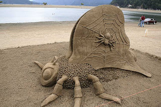 giant spider from the sand