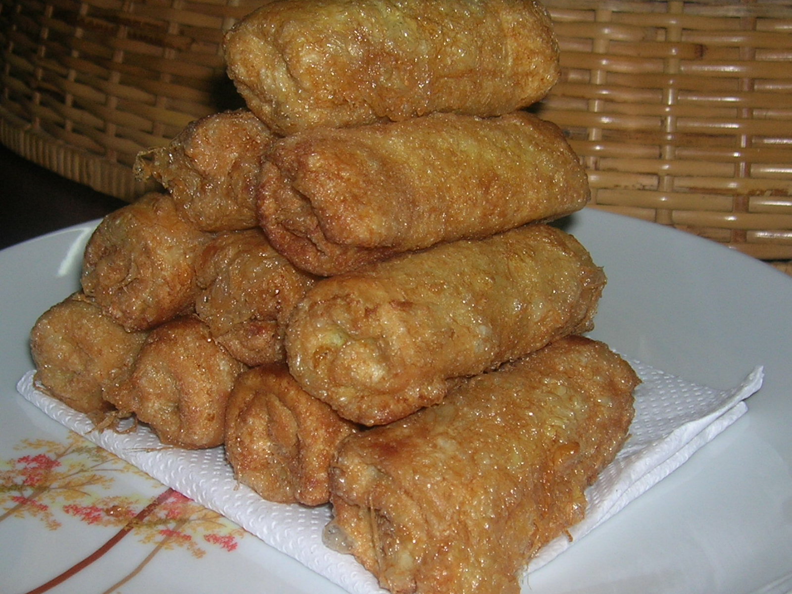 Anis' Diary : ROTI GULUNG INTI SARDIN