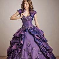 http://www.ddesigns.in/products/evening-cocktail-gowns-dresses.html