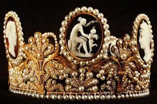 Cameo Tiara Sweden