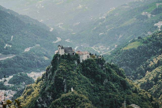Liechtenstein places