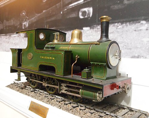 Barclay steam loco