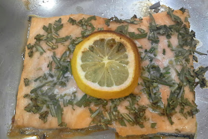 Salmon with Fresh Rosemary Herbs and Lemon Using Airfryer