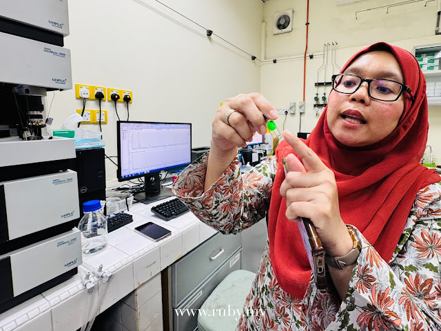 NATURMERIC PERKENAL INOVASI KESIHATAN BERASASKAN KUNYIT HITAM TULEN DENGAN KERJASAMA NATURMEDS UNIVERSITI PUTRA MALAYSIA