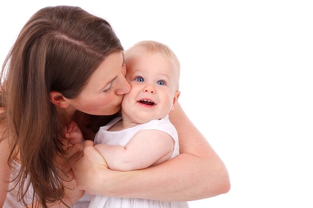 Mimpi Gendong Bayi Perempuan