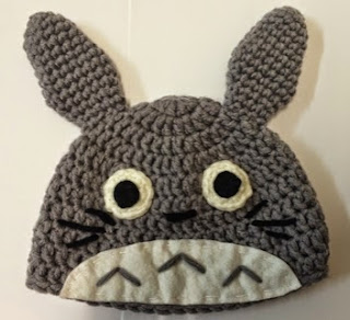 http://translate.googleusercontent.com/translate_c?depth=1&hl=es&prev=search&rurl=translate.google.es&sl=en&u=http://drunkwithcaffeine.blogspot.com.es/2014/12/free-crochet-pattern-totoro-beanie-for.html&usg=ALkJrhh-oCaE74eyVxh4zTg6umZuBpU62g