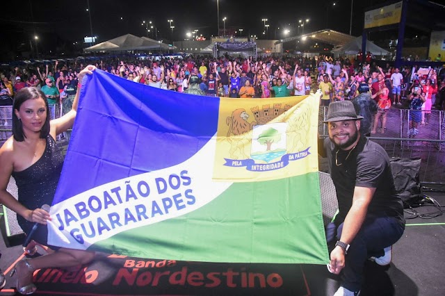 Missa, corte de bolo e Festival de Seresta marcaram o terceiro dia da programação de aniversário de Jaboatão