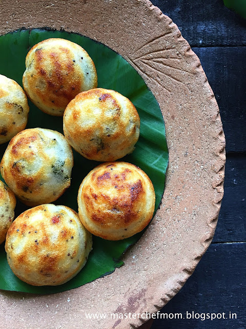 Kuzhi Paniyaram | Chettinadu Kuzhi Paniyaram recipe