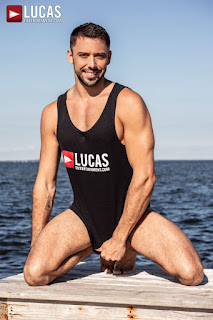 http://nats.lucasentertainment.com/track/MTAwMDMwMS4yLjIuMi4wLjAuMC4wLjA